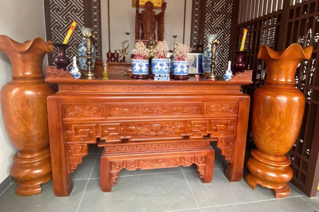 Lục bình gỗ gõ
