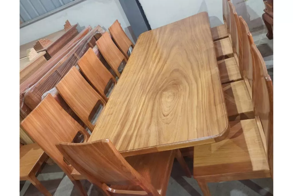 Bộ bàn ăn nguyên khối 