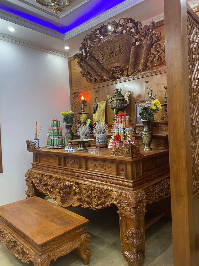 Dự án thi công cuốn thư câu đối, vách ban thờ, ban thờ, bàn cơm gỗ gõ