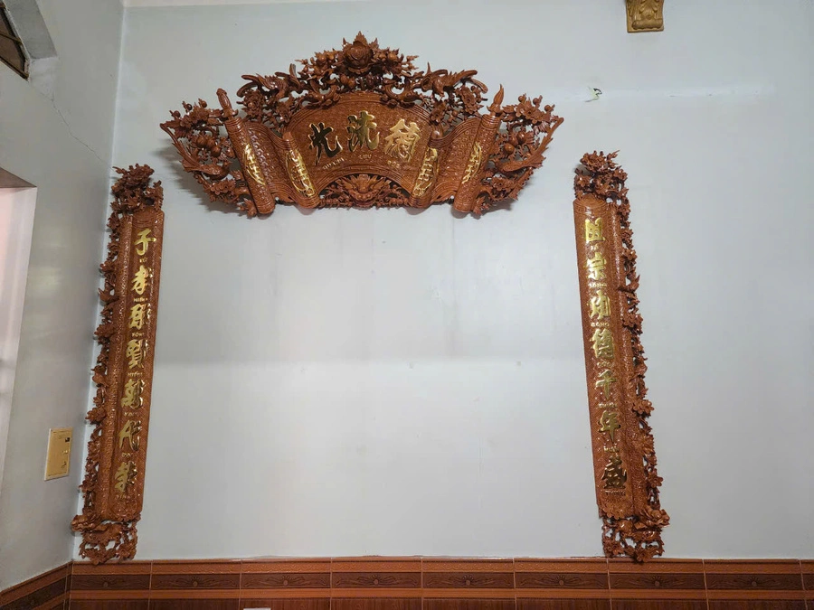 Dự án thi công cuốn thư câu đối gỗ gõ