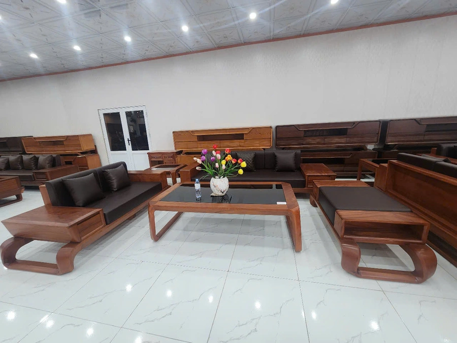 Sofa chân xoắn gỗ gõ