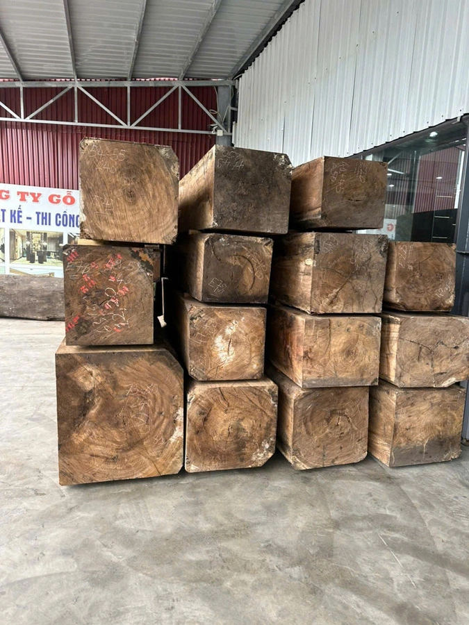 Gỗ Hương xám E78