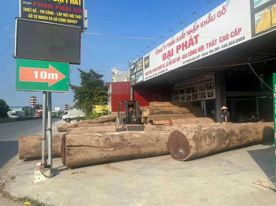 Gỗ lim tròn
