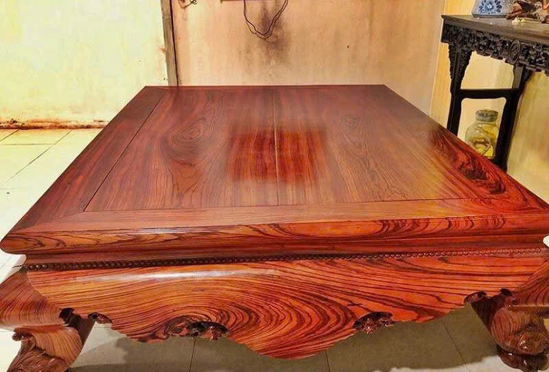 Sập nằm chân quỳ gỗ gụ